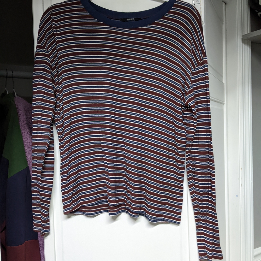 Divided multicolored long sleeve tee